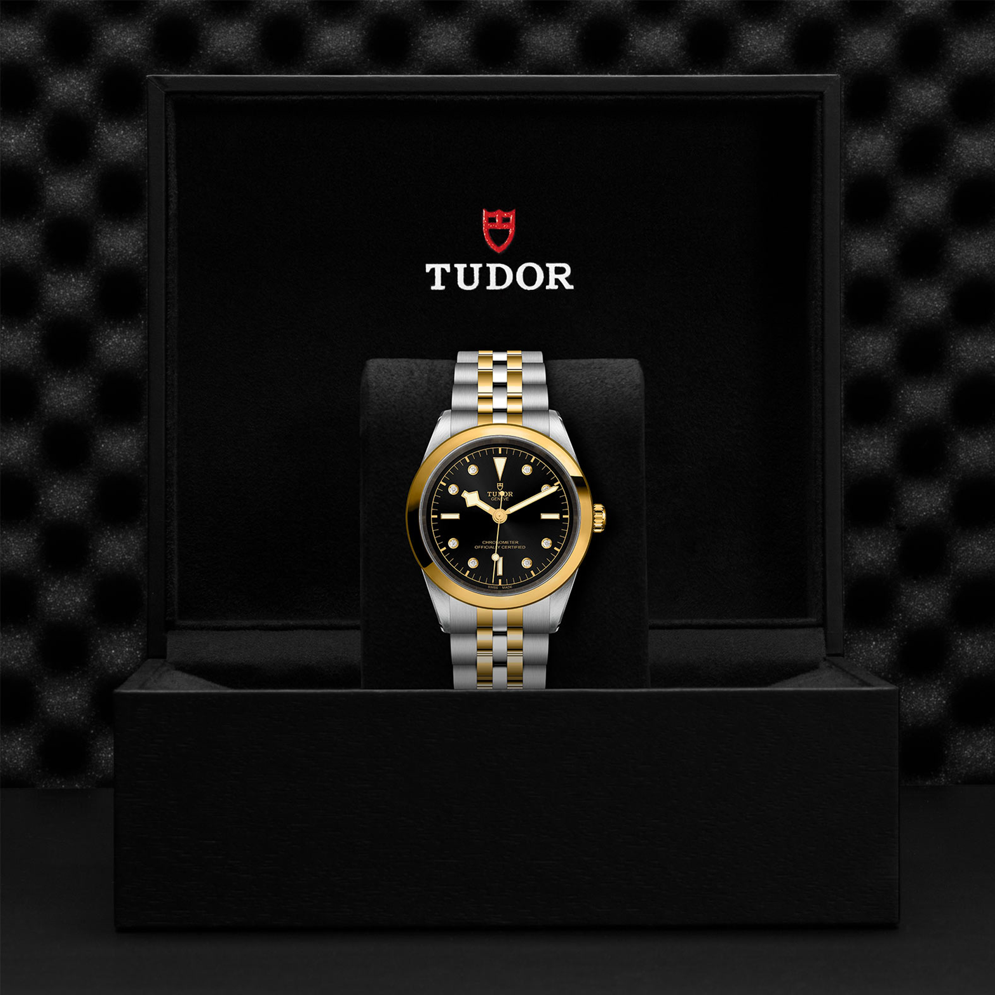 Tudor Black Bay 41mm, Black Dial, Diamond Numerals_3