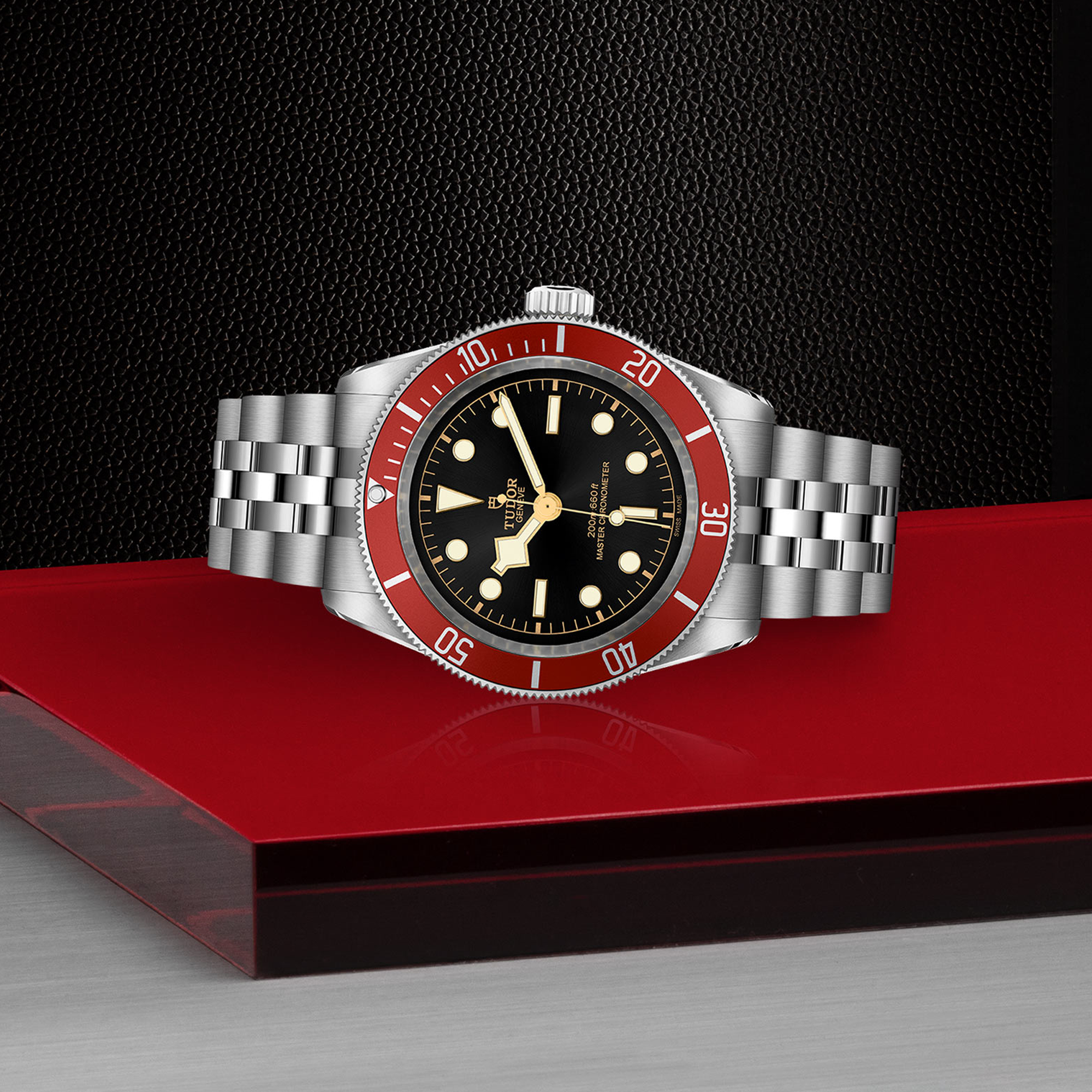 Tudor Black Bay 41mm, Black Dial, Baton Numerals_2