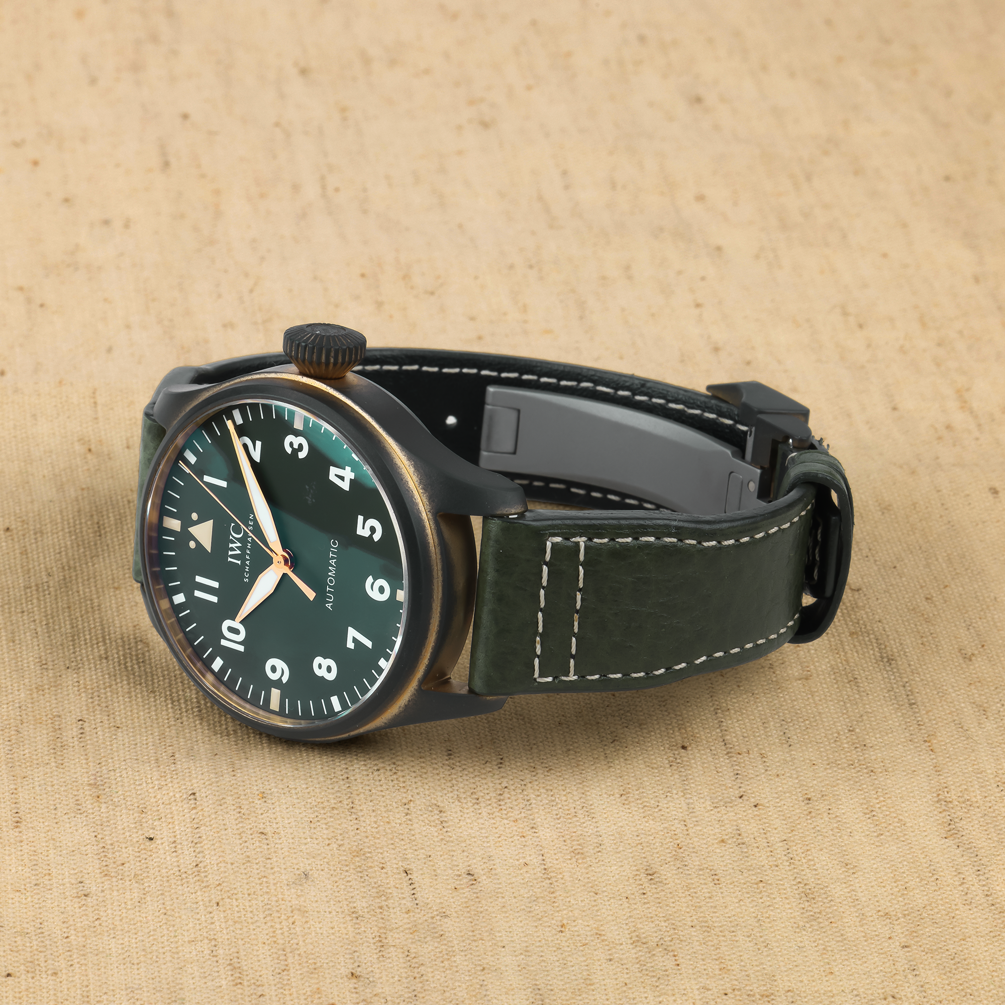 IWC Big Pilot's 43 Spitfire 43mm, Green Dial, Arabic Numerals_2