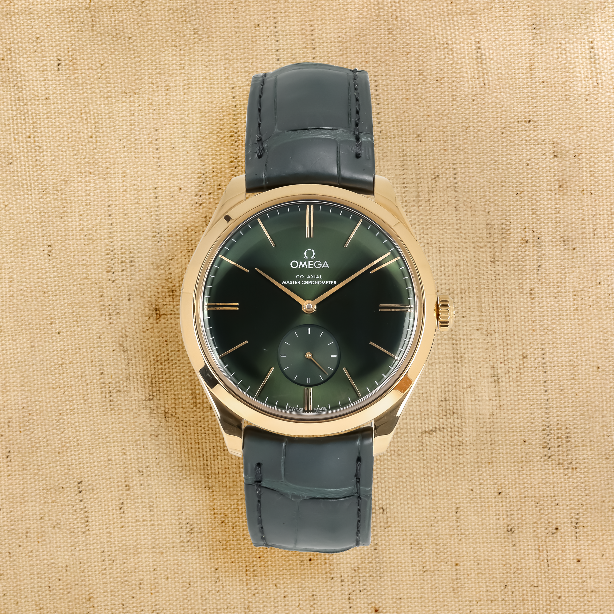 OMEGA De Ville Trésor Small Seconds 40mm, Green Dial, Baton Numerals_1