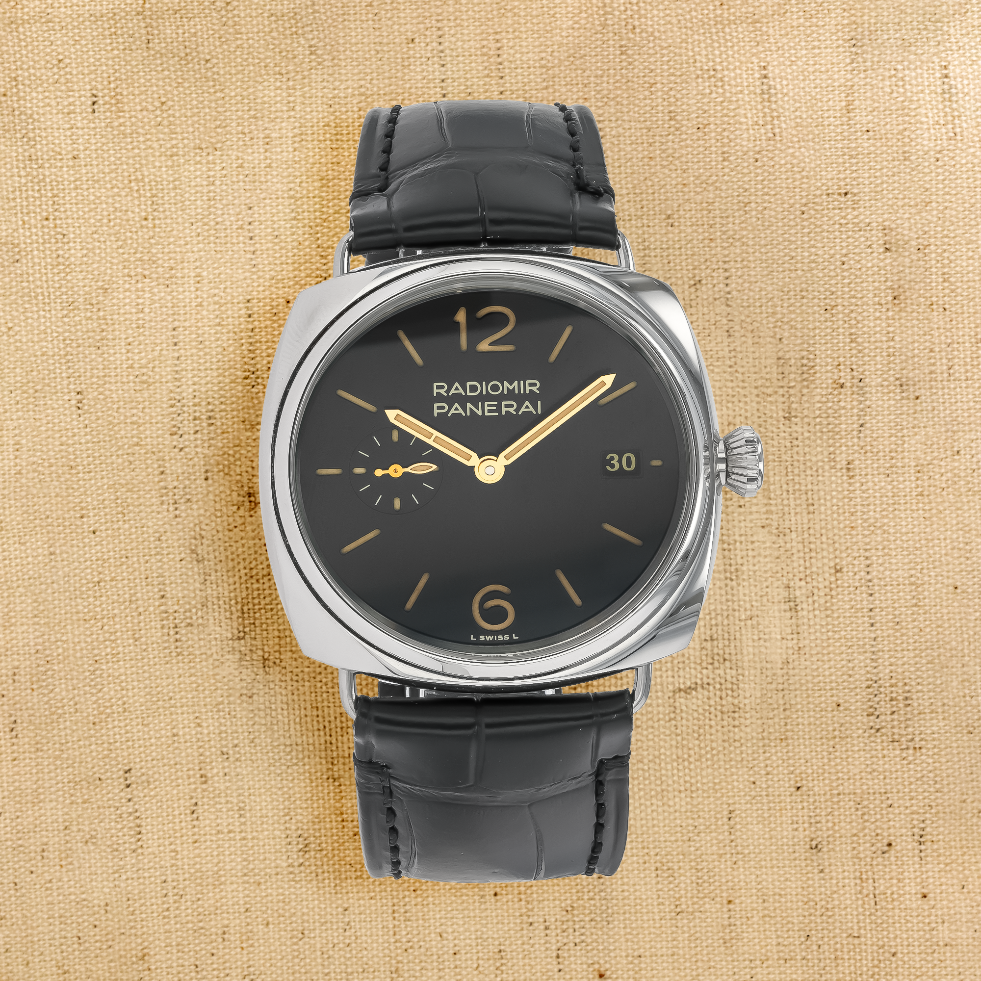 Panerai Radiomir Quaranta 40mm, Black Dial, Arabic and Baton Numerals_1