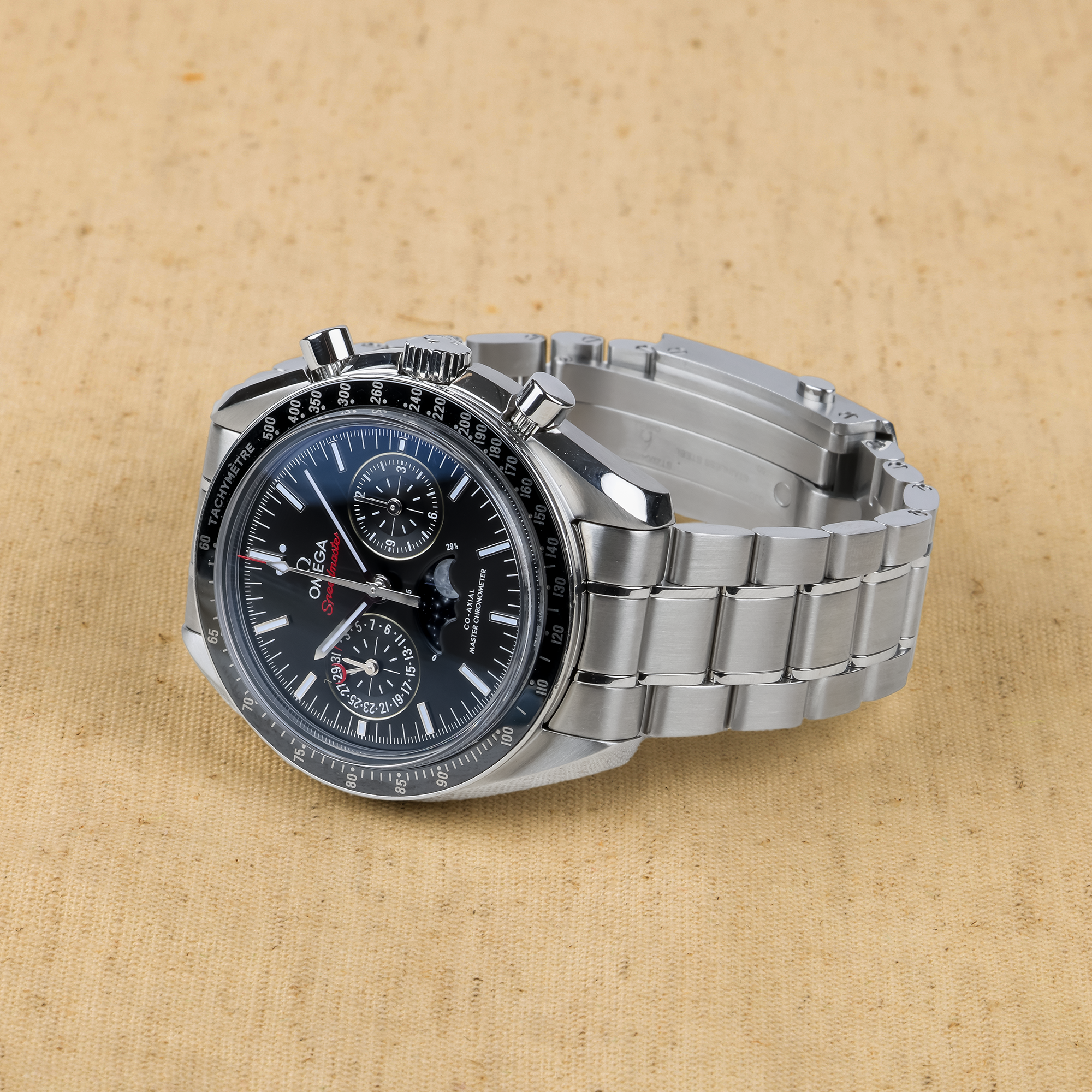 OMEGA Speedmaster Moonphase 44.25mm, Black Dial, Baton Numerals_2