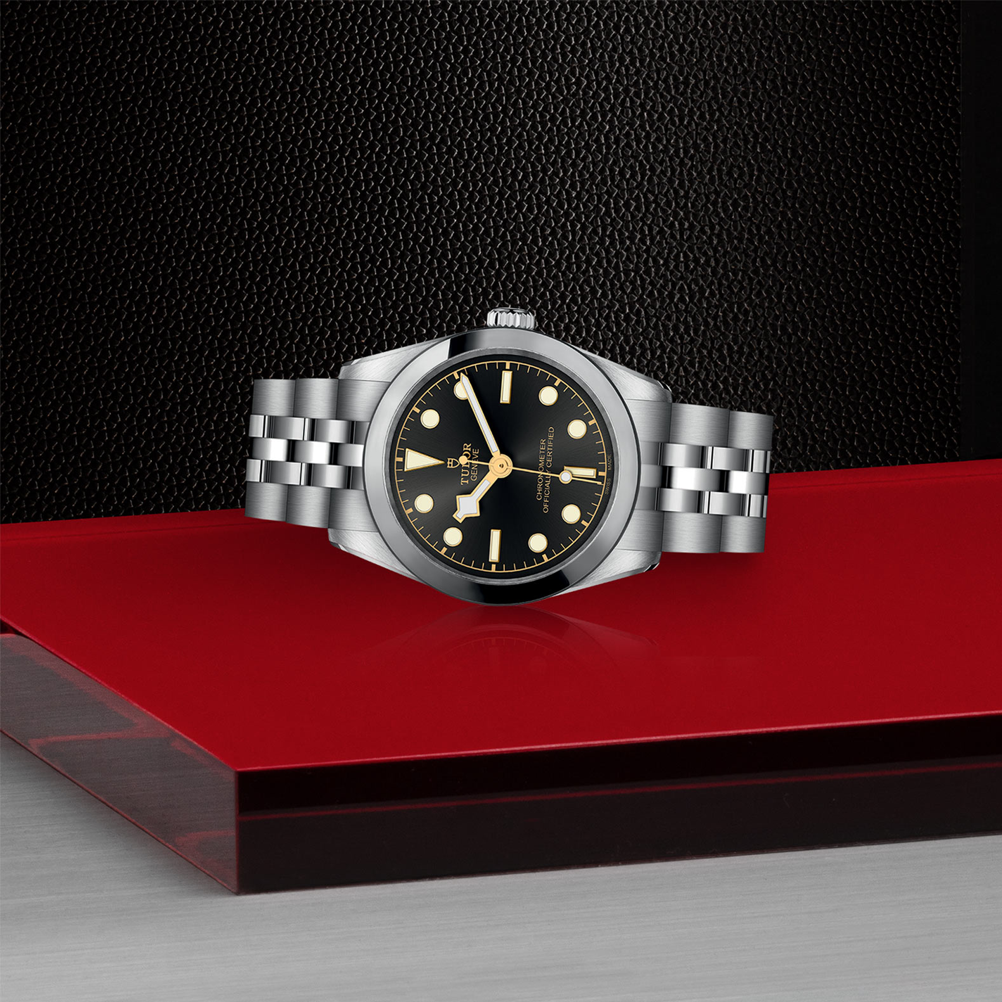 Tudor Black Bay 31 31mm, Black Dial, Baton Numerals_2